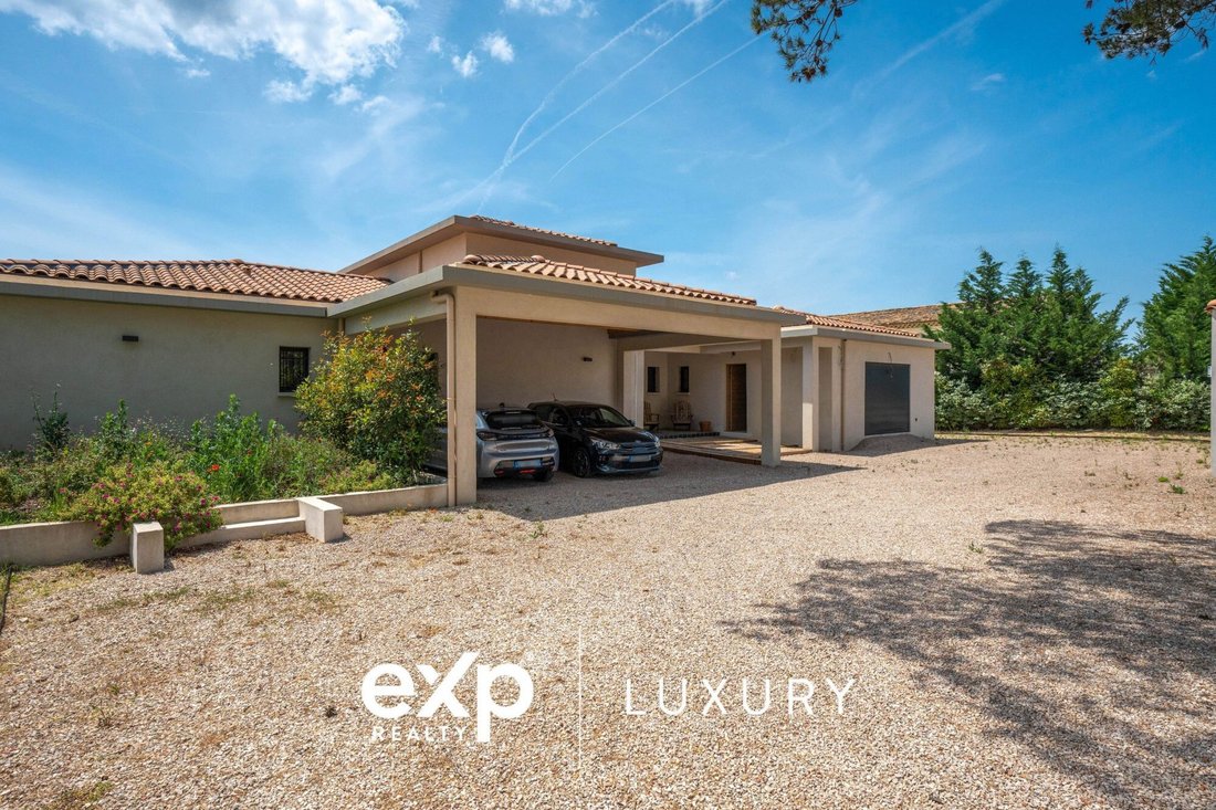 House in Granettes-Jauberte-Sainte Anne, Aix-en-Provence, France 1 - 17525693