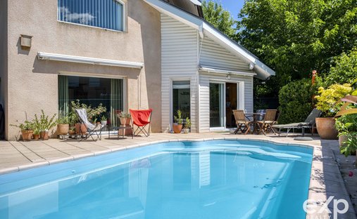 Villa in Cités, Thonon-les-Bains, France 1