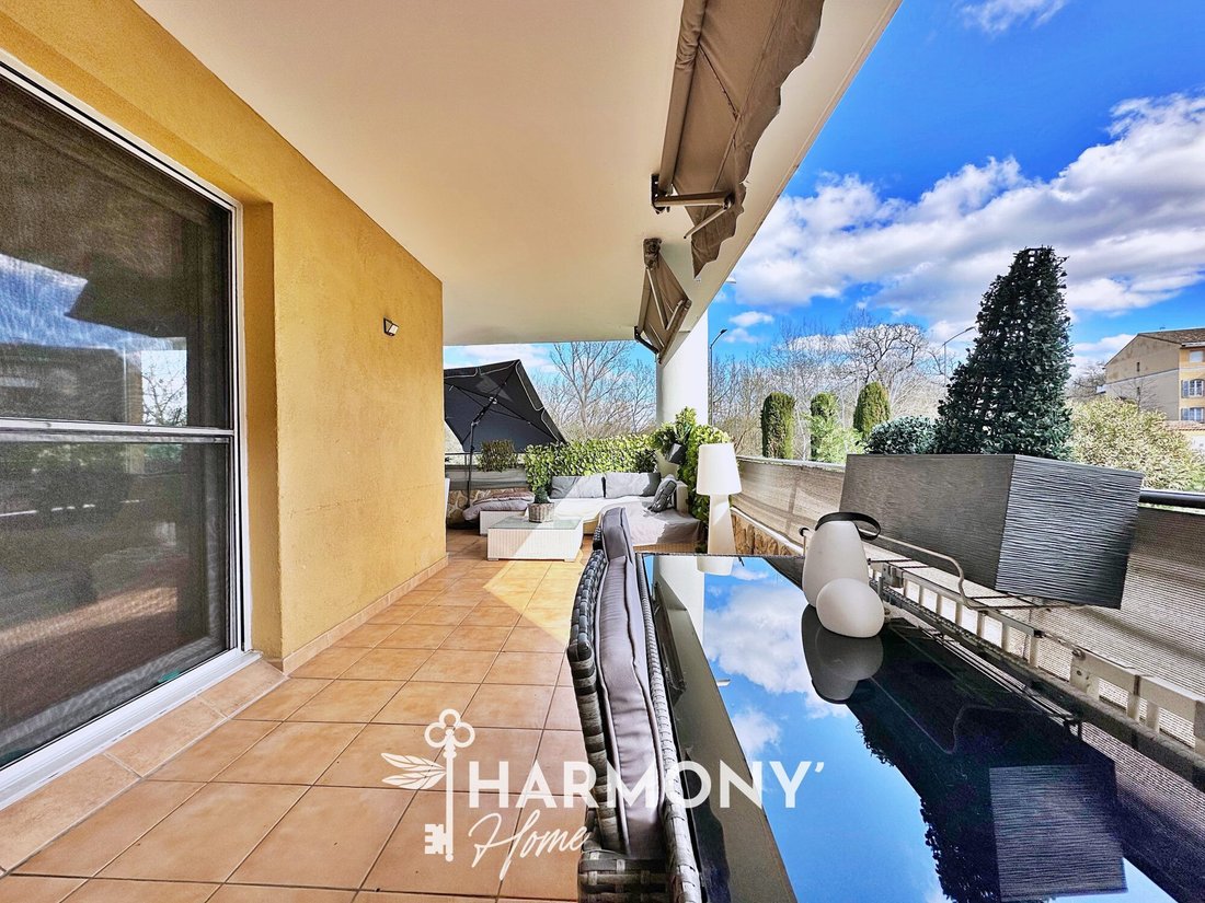 Apartment in Granettes-Jauberte-Sainte Anne, Aix-en-Provence, France 2 - 16894780
