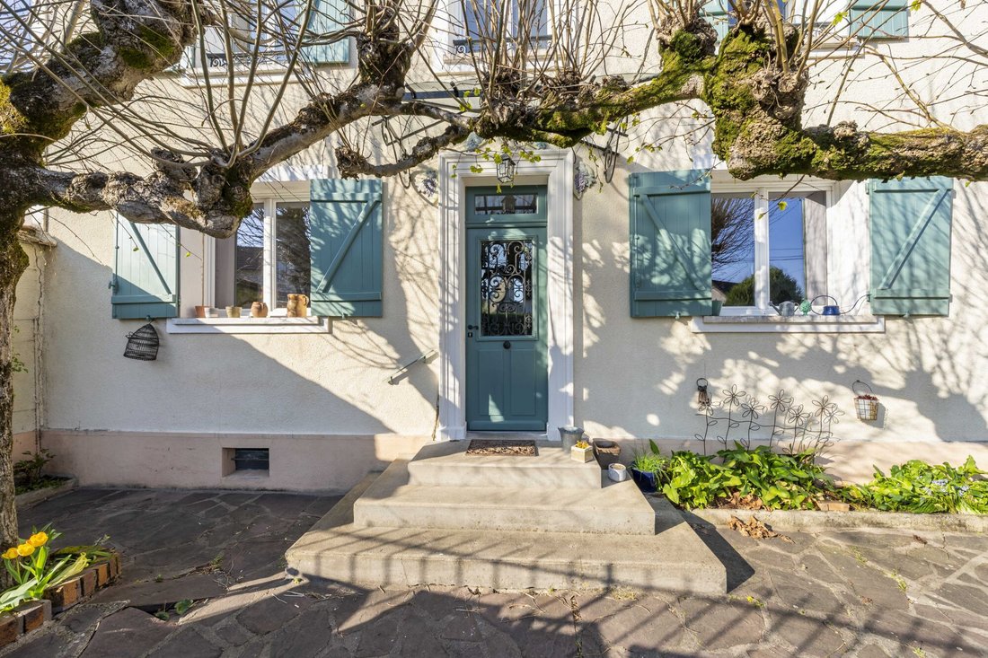 House in Thomery, Ile-de-France, France 1 - 17468784