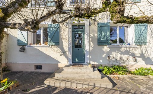 House in Thomery, Ile-de-France, France 1