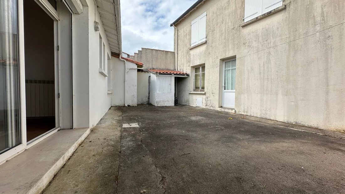 Villa in Rivedoux-Plage, Nouvelle-Aquitaine, France 4 - 16842962
