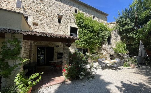 House in Rochegude, Occitania, France 1