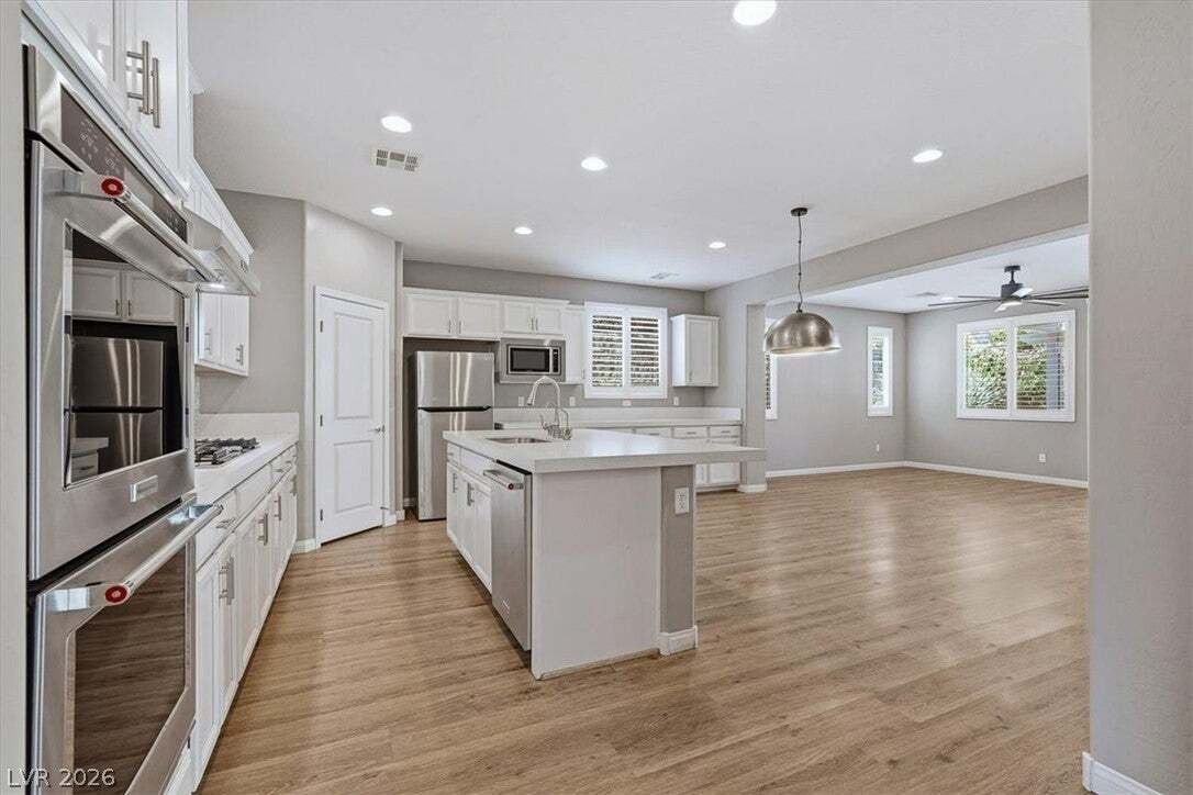 House in Las Vegas, Nevada, United States 4 - 18545050