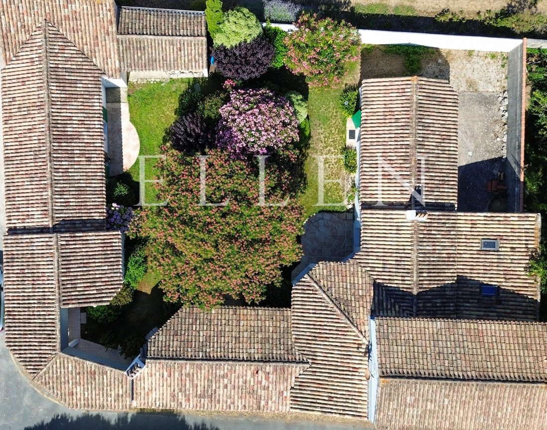 House in Le Bois-Plage-en-Ré, Nouvelle-Aquitaine, France 1 - 17739933