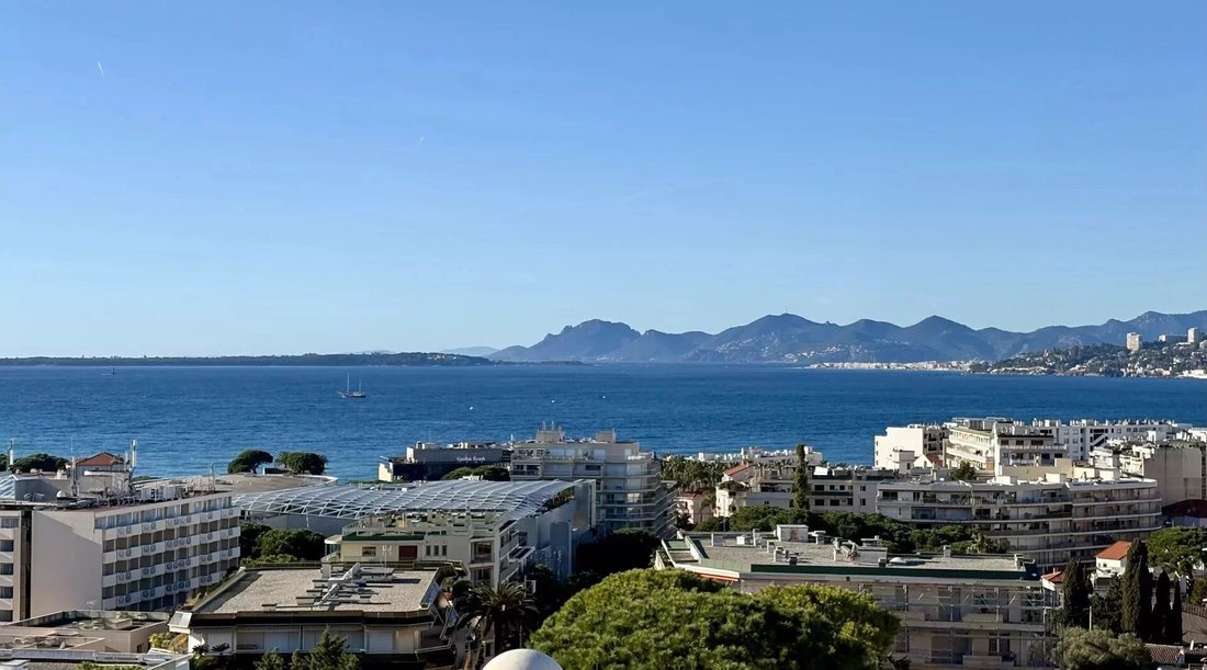 Apartment in Antibes, Provence-Alpes-Côte d'Azur, France 2 - 16822923