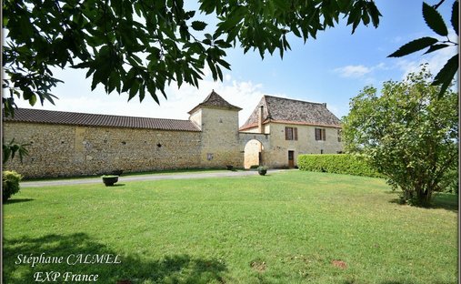 Azienda agricola a Lalinde, Nuova Aquitania, Francia 1