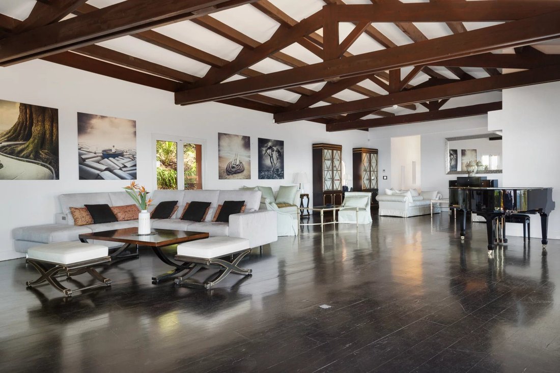 Villa in Théoule-sur-Mer, Provence-Alpes-Côte d'Azur, France 4 - 17113241