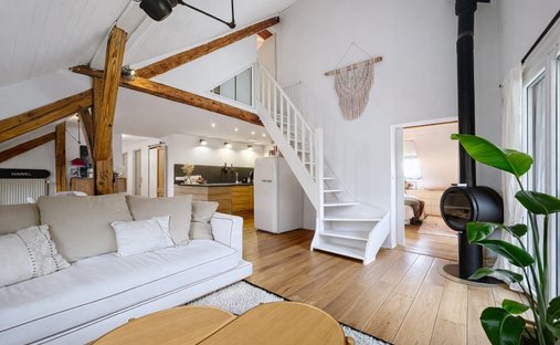 Apartment in Bluffy, Auvergne-Rhône-Alpes, France 1