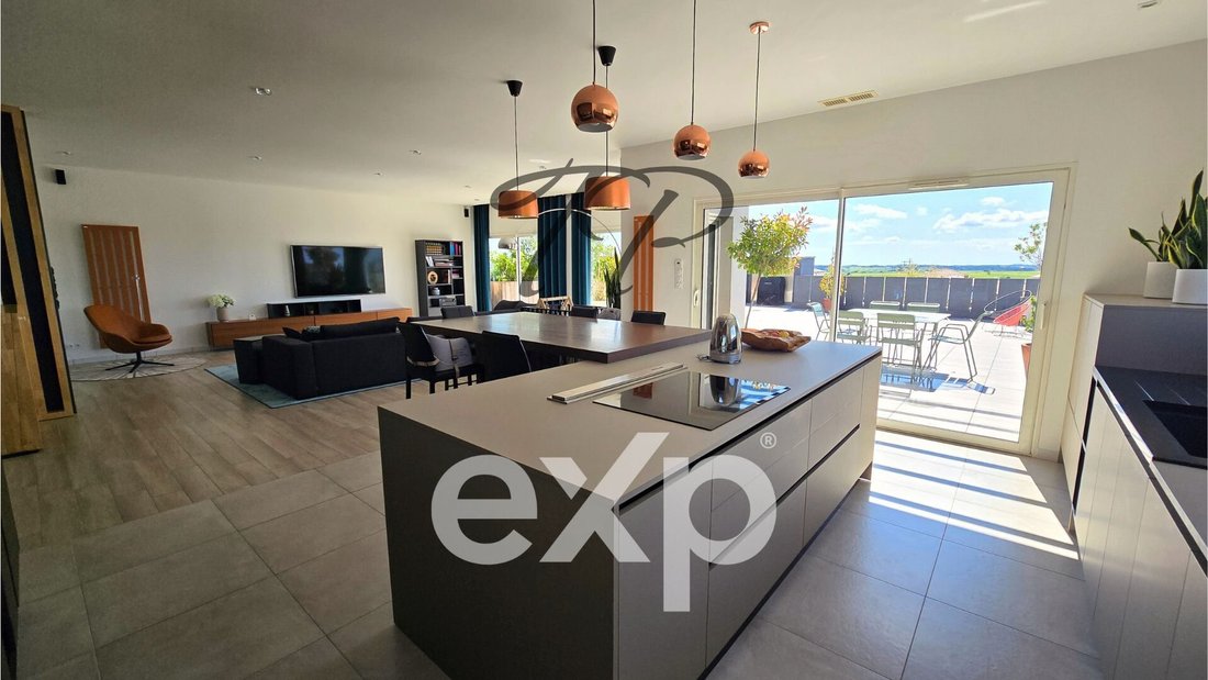 Villa in Bassan, Occitania, France 5 - 16908397