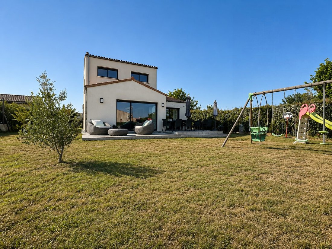 House in Mornac-sur-Seudre, Nouvelle-Aquitaine, France 2 - 18516850