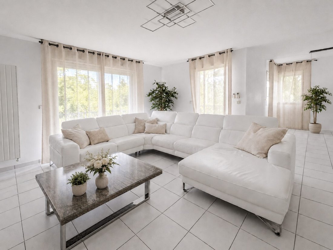 Apartment in Villefranche-sur-Saone, Auvergne-Rhône-Alpes, France 3 - 18481018
