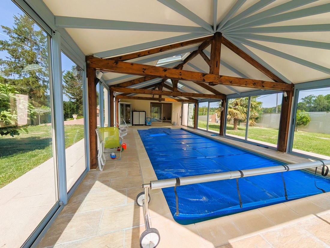 Villa in Favrieux, Ile-de-France, France 2 - 18369777