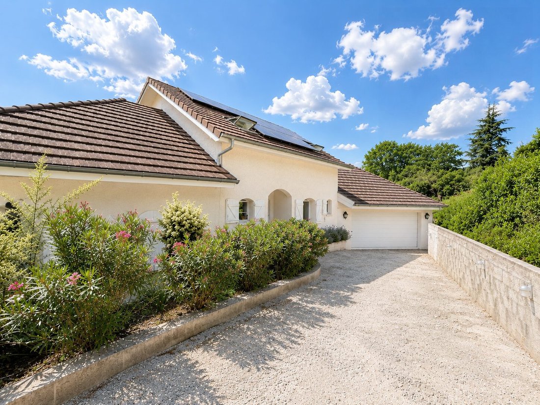 House in Belmont-Luthezieu, Valromey-sur-Seran, France 2 - 18385737
