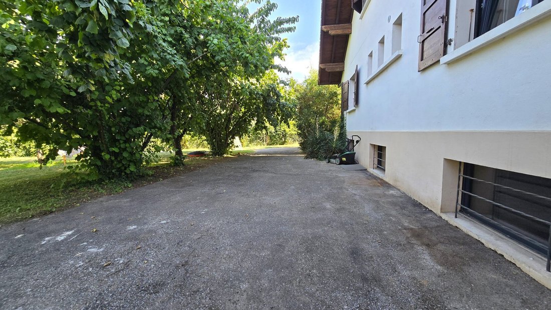 House in Chens-sur-Léman, Auvergne-Rhône-Alpes, France 3 - 18287947