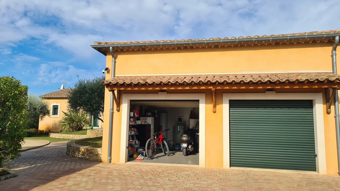 Villa in Nizas, Occitania, France 3 - 16822851