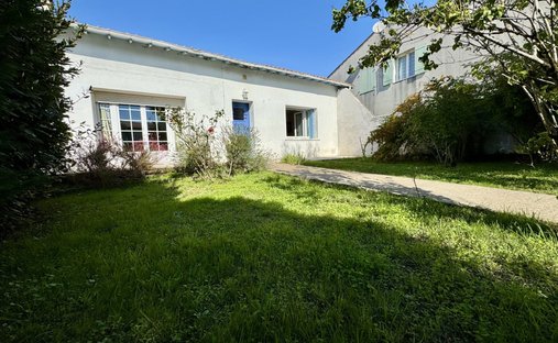 Maison à Breuillet, Nouvelle-Aquitaine, France 1
