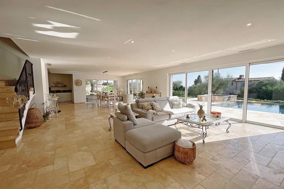 Villa in Callian, Provence-Alpes-Côte d'Azur, France 4 - 16822604