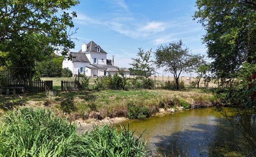 House in Cere-la-Ronde, Centre-Val de Loire, France 1