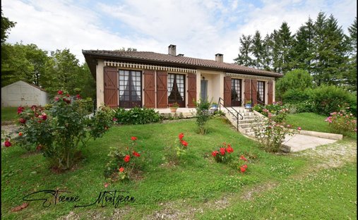 House in Frayssinet, Occitania, France 1