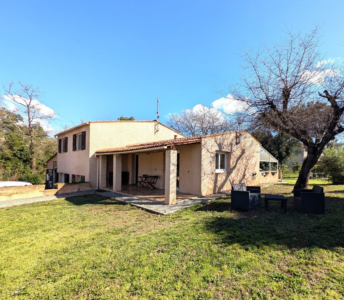 House in Prunelli-di-Fiumorbo, Corsica, France 2 - 17508337