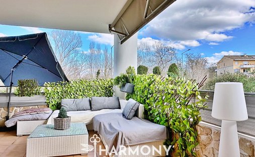 Appartement à Granettes-Jauberte-Sainte Anne, Aix-en-Provence, France 1