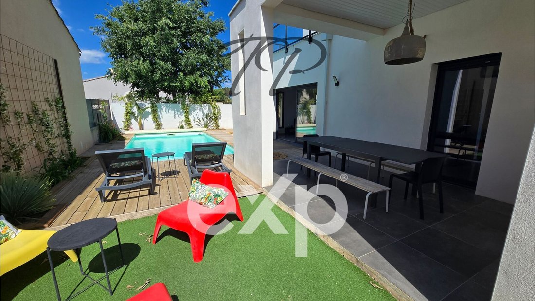 Villa in Centre Ville, Serignan, France 4 - 18043657