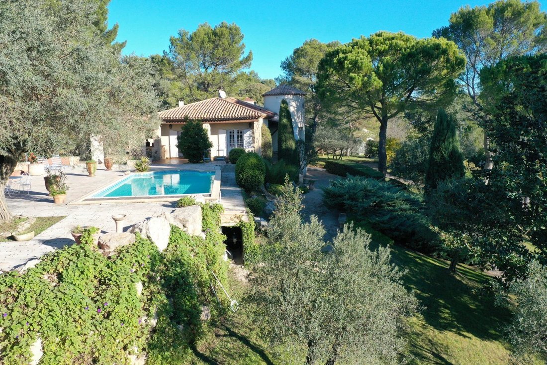 House in La Gazelle, Nimes, France 3 - 16834430