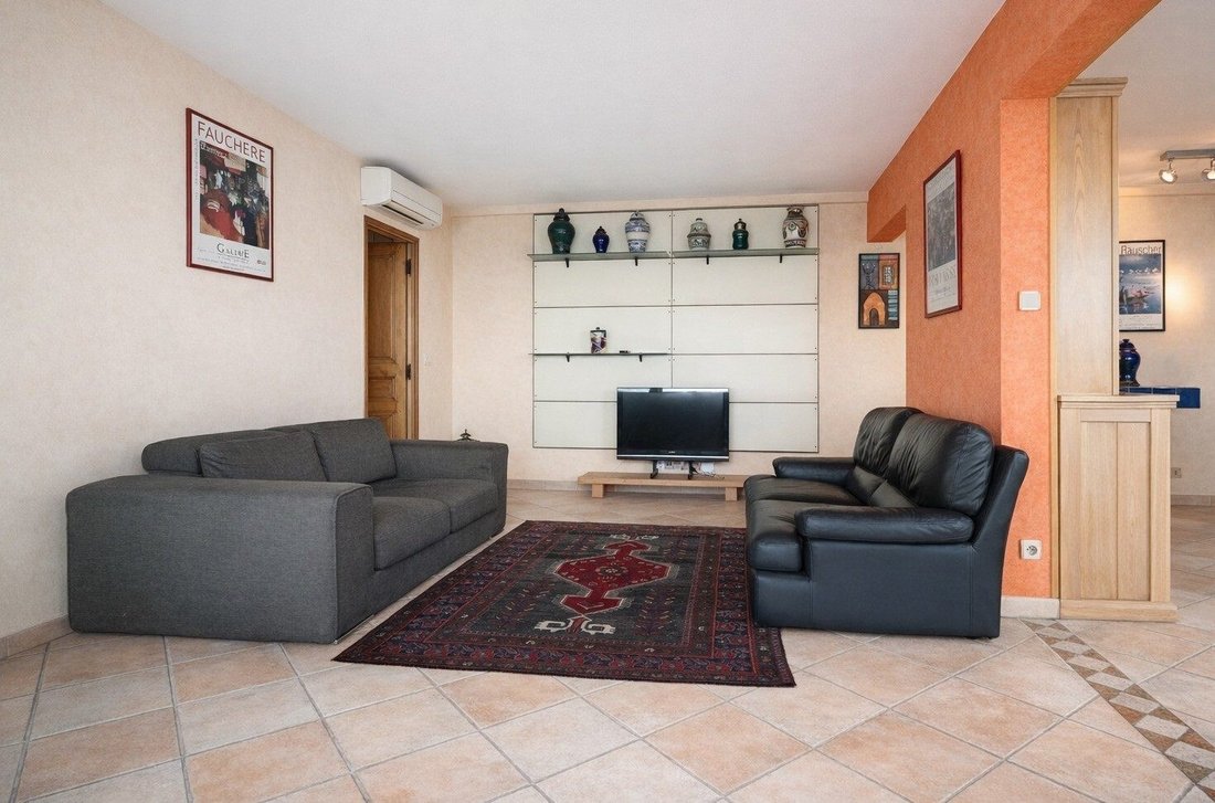 Apartment in Aguillon, Toulon, France 4 - 18276646