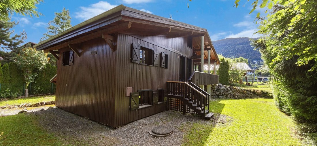 Chalet in Arâches-la-Frasse, Auvergne-Rhône-Alpes, France 3 - 18218667