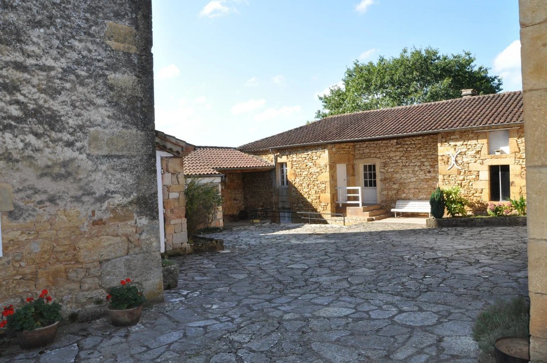 Estate in Urbain, Fumel, France 5 - 17024495