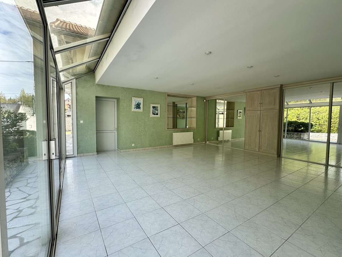 House in Moret-Loing-et-Orvanne, Ile-de-France, France 5 - 16888334