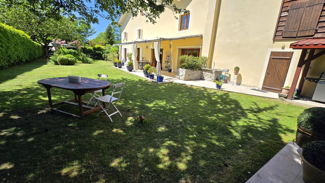 House in Lully, Auvergne-Rhône-Alpes, France 1 - 16967697