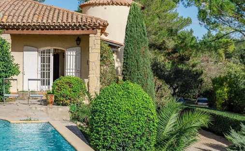 House in La Gazelle, Nimes, France 1