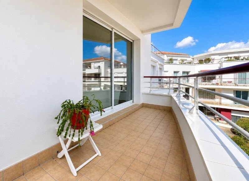 Apartment in Pontaillac, Royan, France 2 - 17448397