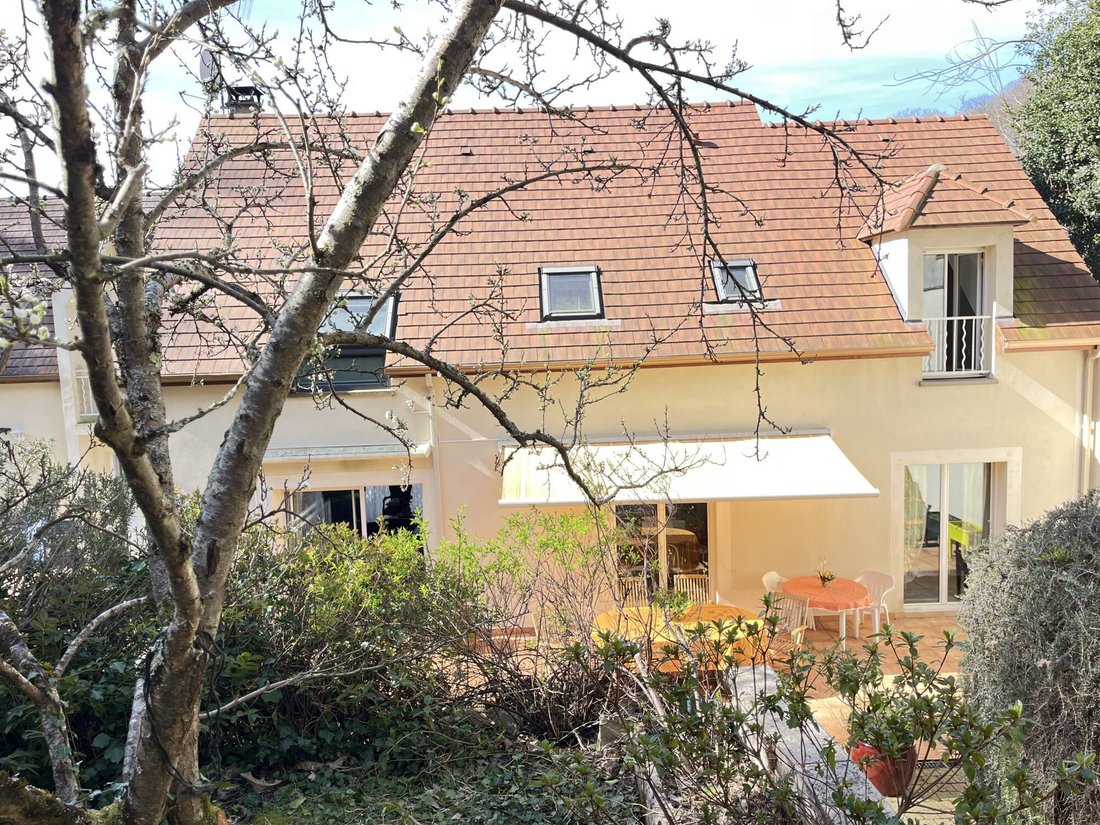 House in Bas Buc, Buc, France 1 - 17489412