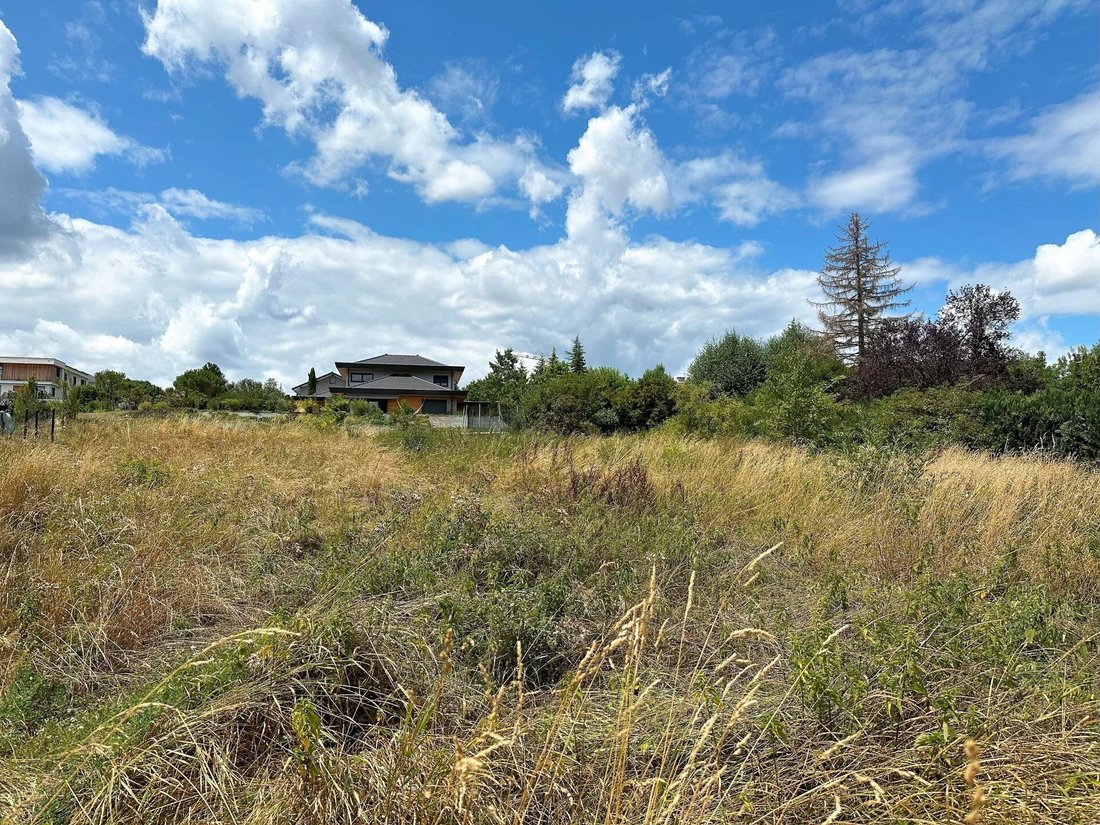 Land in Vétraz-Monthoux, Auvergne-Rhone-Alpen, Frankreich 1 - 16942258