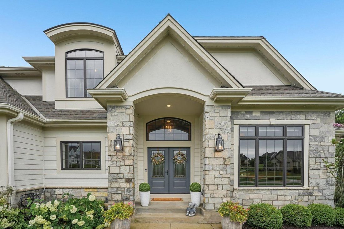 House in Pewaukee, Wisconsin, United States 3 - 18545023