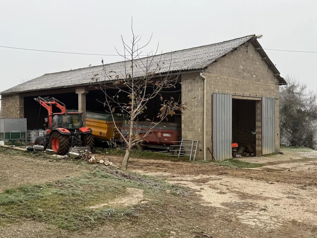Farm Ranch in Tauriac-de-Naucelle, Occitania, France 4 - 16961494