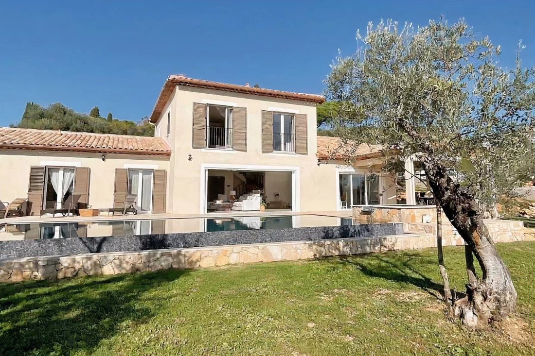 Villa in Callian, Provence-Alpes-Côte d'Azur, France 2 - 16822604
