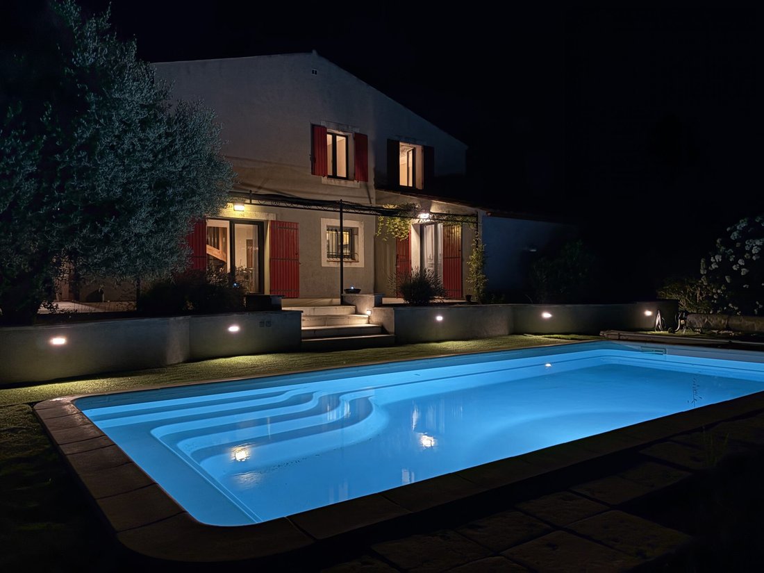 Villa in Pierrevert, Provence-Alpes-Côte d'Azur, France 1 - 17635186