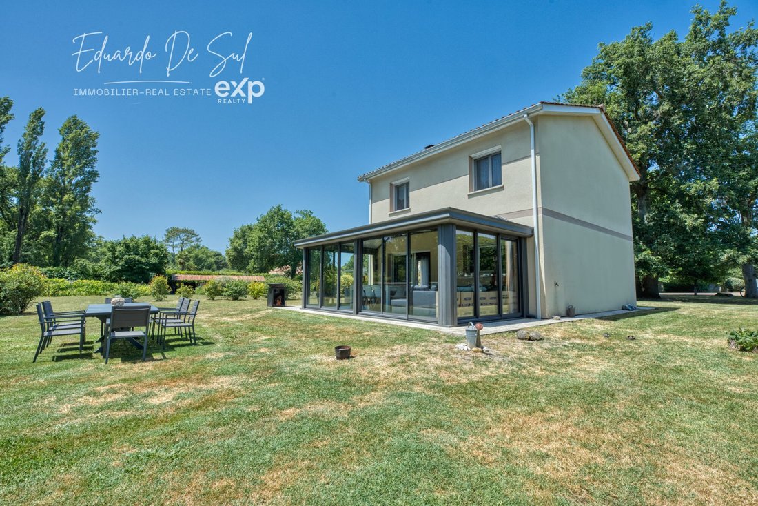 House in Sardine-Chiquet, Pessac, France 1 - 18276440