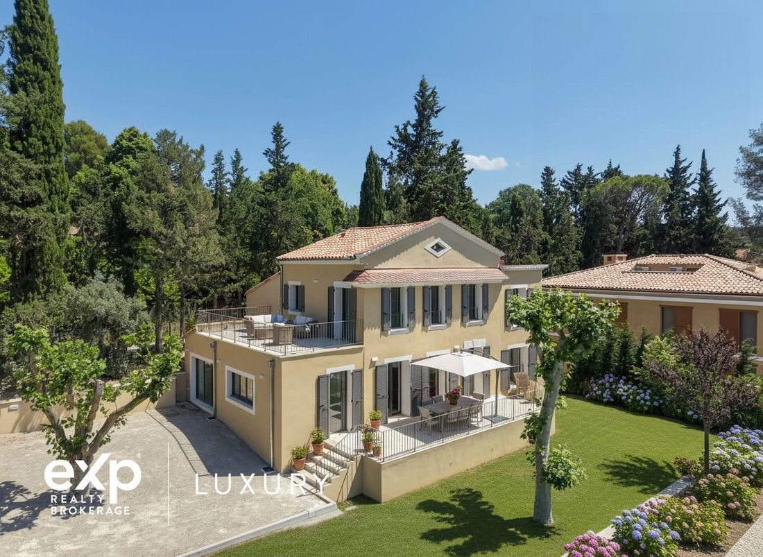 Country House in Granettes-Jauberte-Sainte Anne, Aix-en-Provence, France 1 - 17362730