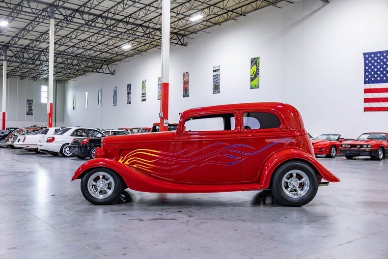 Coupe in Plainfield, United States 3 - 18545461