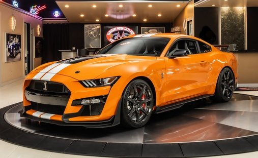 GT500 CF Track Pack! 5 015 Miles  5.2L S/C V8 (760hp) Tech Pkg  Painted Stripe in Plymouth, United States 1