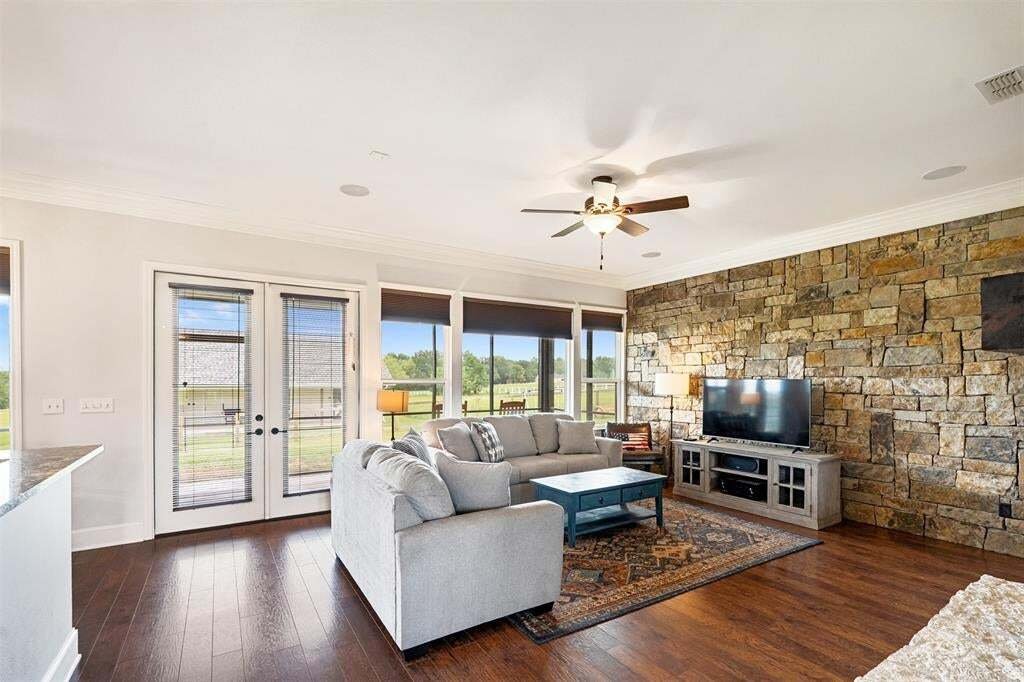 House in Athens, Texas, United States 5 - 18545270