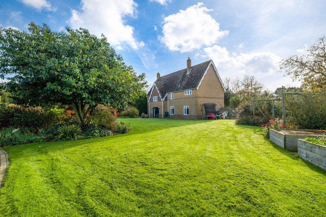House in Pettistree, England 2 - 18545594