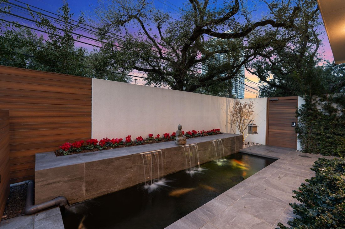 House in Houston, Texas, United States 3 - 18545214