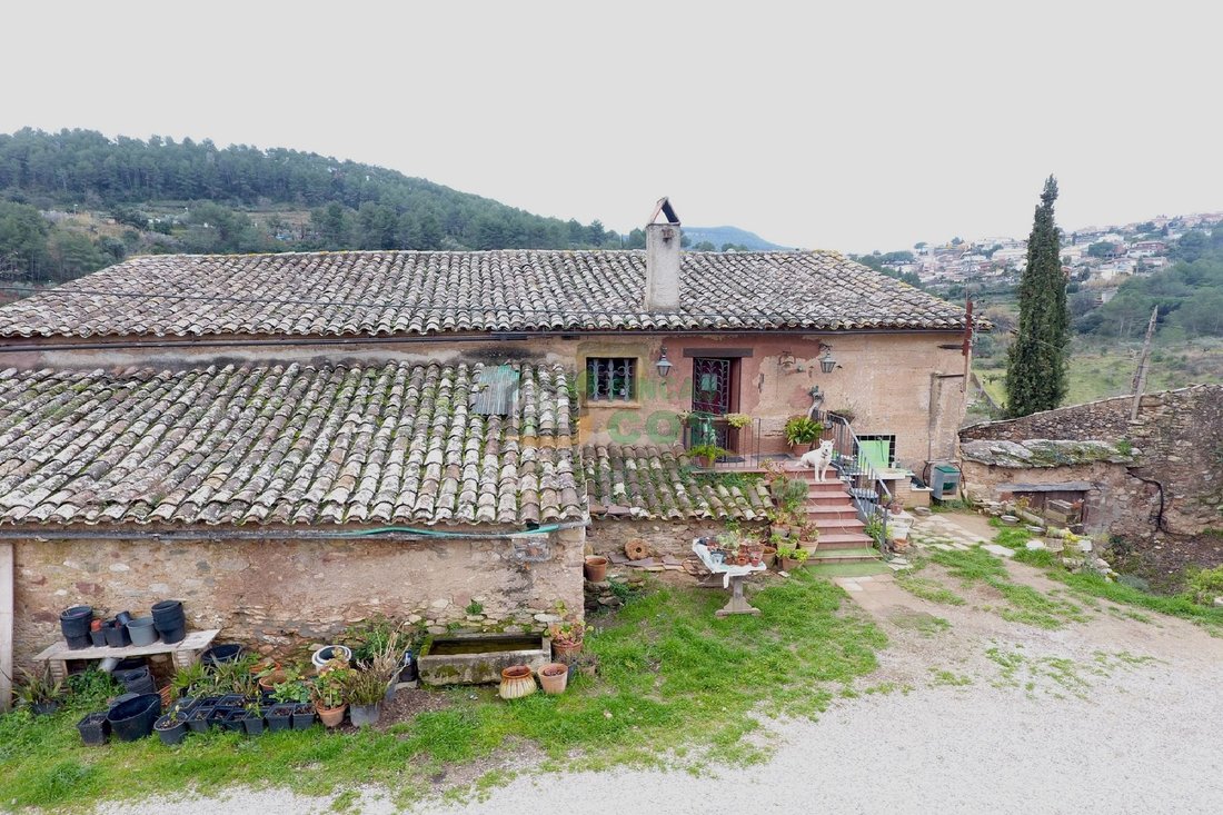 Finca en San Felíu de Llobregat, Cataluña, España 4 - 18545453