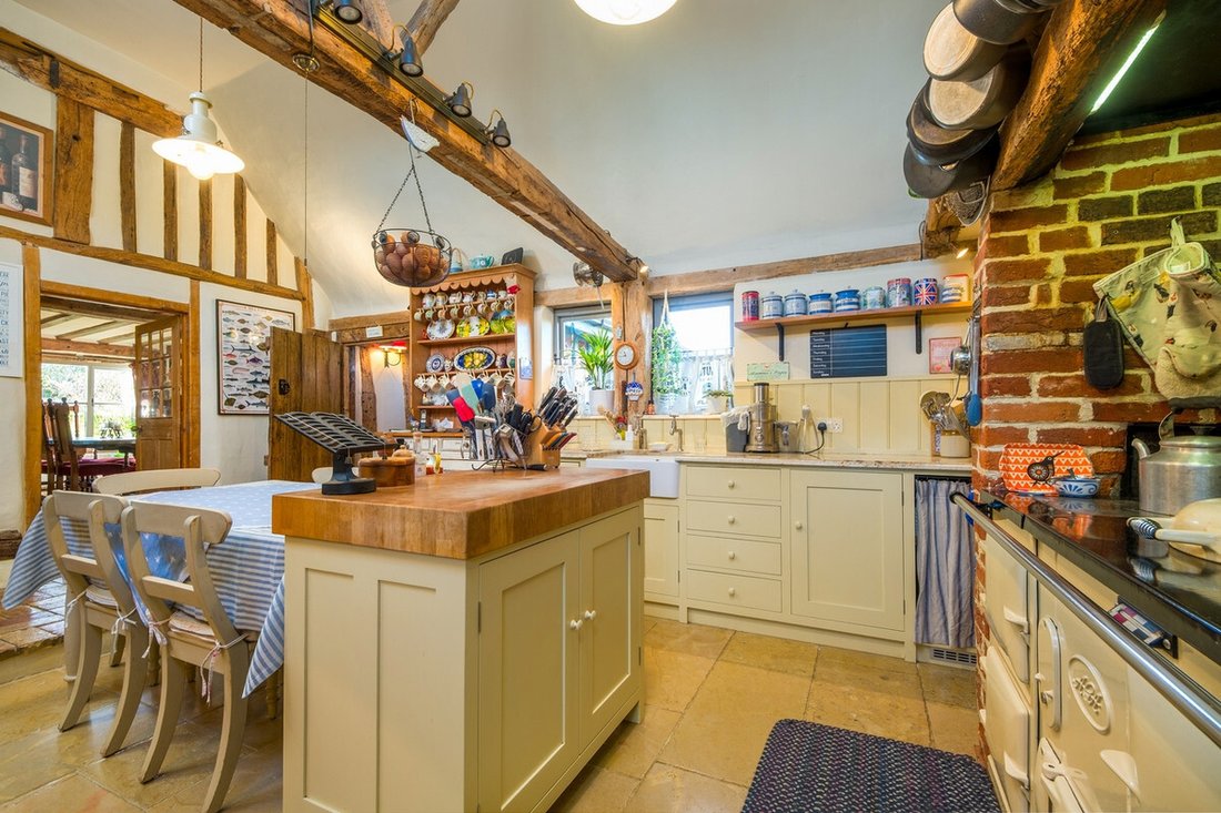 Farm Ranch in Gislingham, England 5 - 18545486
